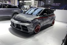 2021上海车展：哪吒V改装版正式发布-深圳汽车网