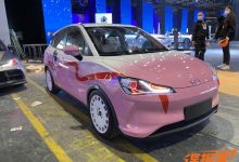 2021上海车展探馆:哪吒V女生版实车-深圳汽车网