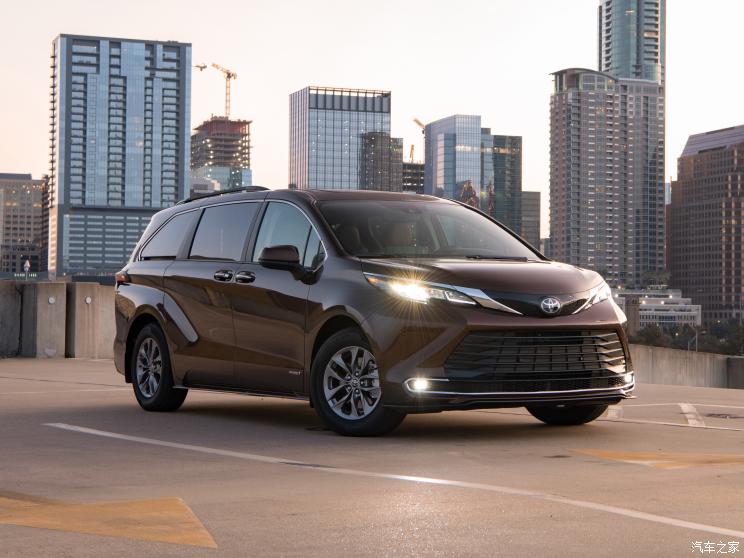 丰田(进口) Sienna 2021款 2.5L混动 四驱XLE 7座 美国版 丰田(进口) Sienna 2021款 2.5L混动 四驱XLE 7座 美国版