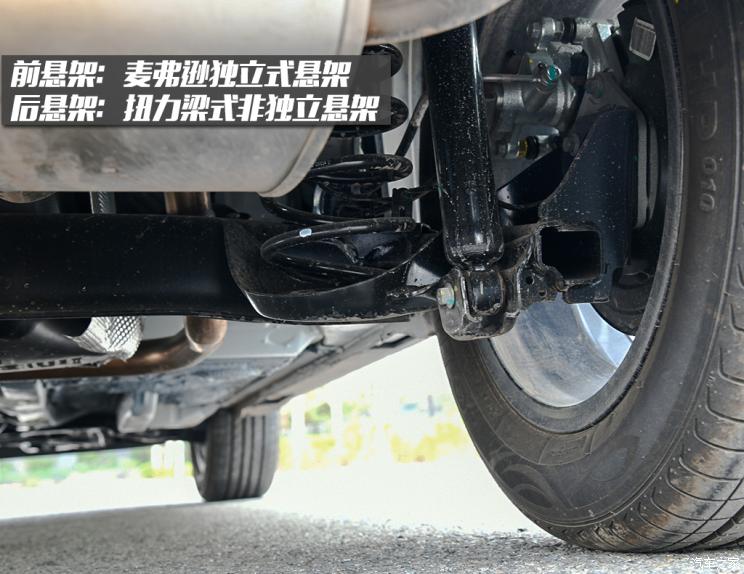 吉利汽车 远景X3 2021款 PRO 1.5L CVT尊贵型