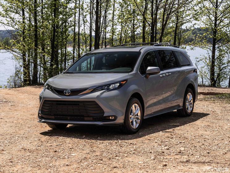 丰田(进口) Sienna 2022款 Woodland Special Edition 丰田(进口) Sienna 2022款 Woodland Special Edition