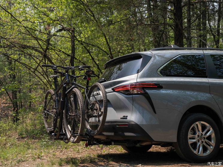 丰田(进口) Sienna 2022款 Woodland Special Edition 丰田(进口) Sienna 2022款 Woodland Special Edition