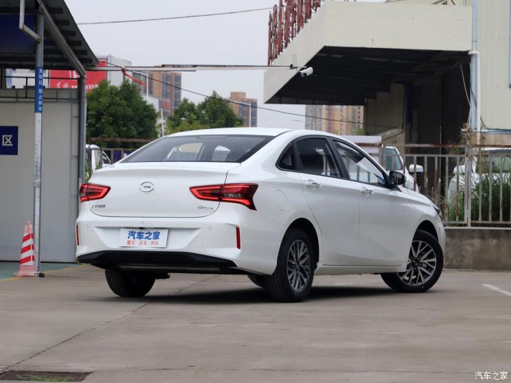 广汽乘用车 传祺GA4 2021款 PLUS 235T 自动尊享版