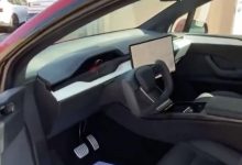 配Yoke方向盘 曝2021款Model X内饰谍照-深圳汽车网