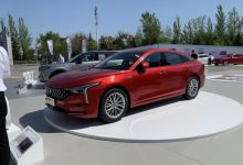 今晚上市 奔腾B70十五周年版实车首发-深圳汽车网