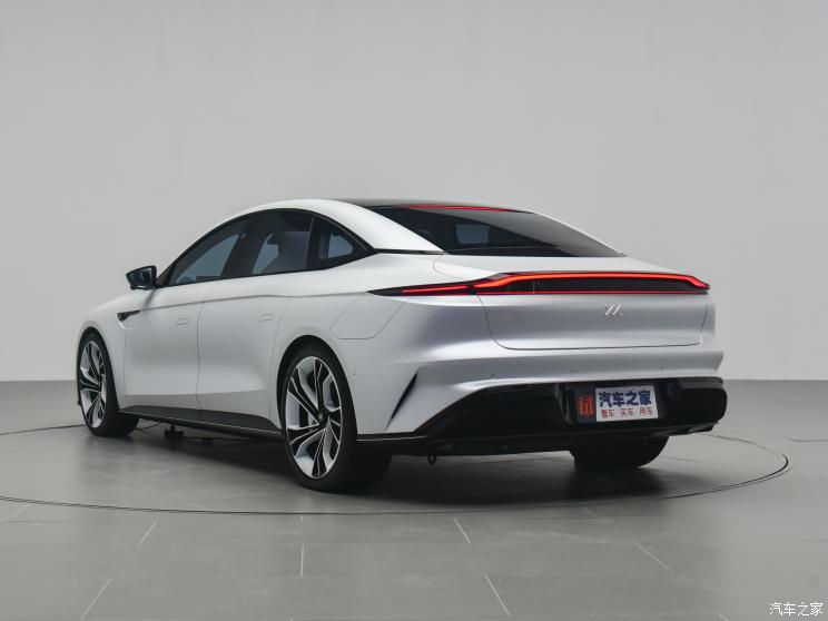 智己汽车 智己L7 2021款 天使轮版 智己汽车 智己L7 2021款 天使轮版