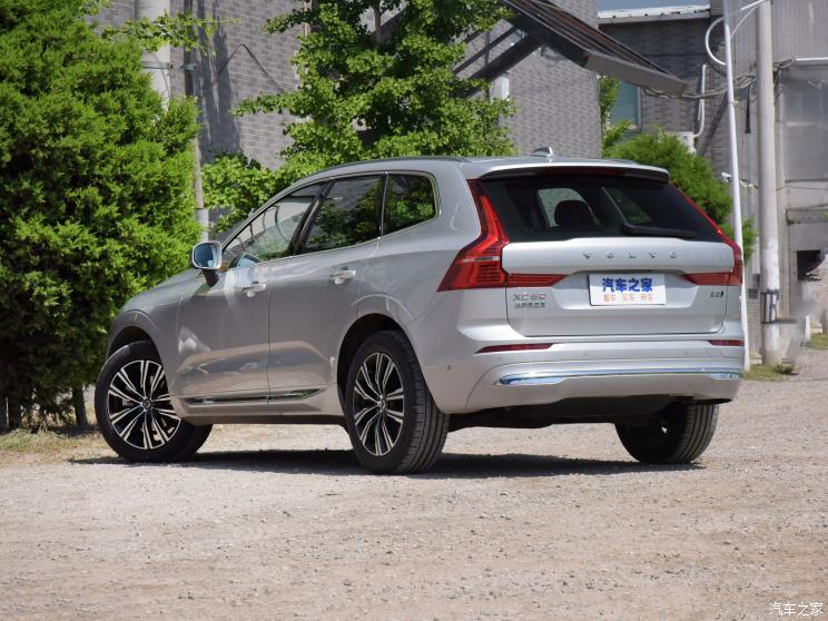 沃尔沃亚太 沃尔沃XC60 2022款 B5 四驱智雅豪华版 沃尔沃亚太 沃尔沃XC60 2022款 B5 四驱智雅豪华版