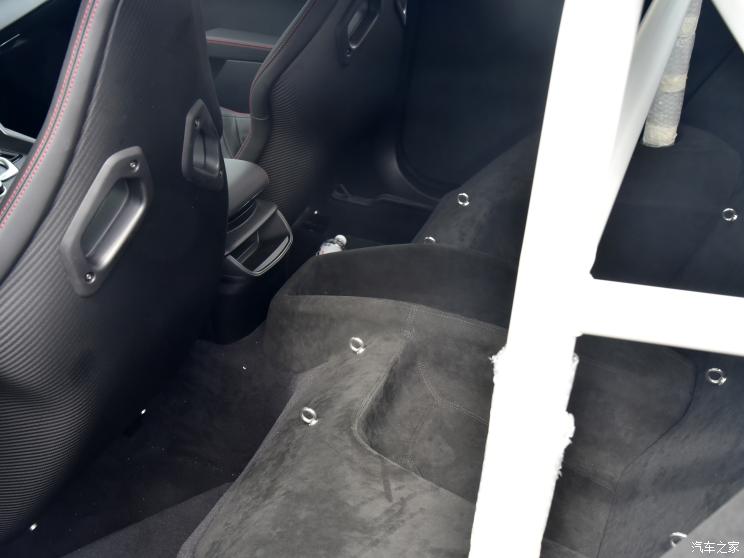 阿尔法・罗密欧 Giulia 2021款 GTAm 试装车 阿尔法・罗密欧 Giulia 2021款 GTAm 试装车