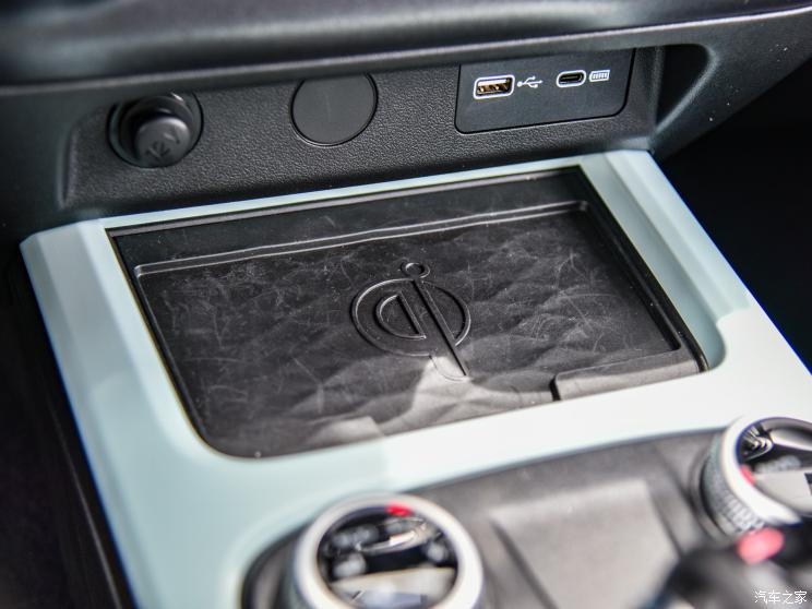 长城汽车 坦克300 2021款 城市版 2.0T 很有型 长城汽车 坦克300 2021款 城市版 2.0T 很有型