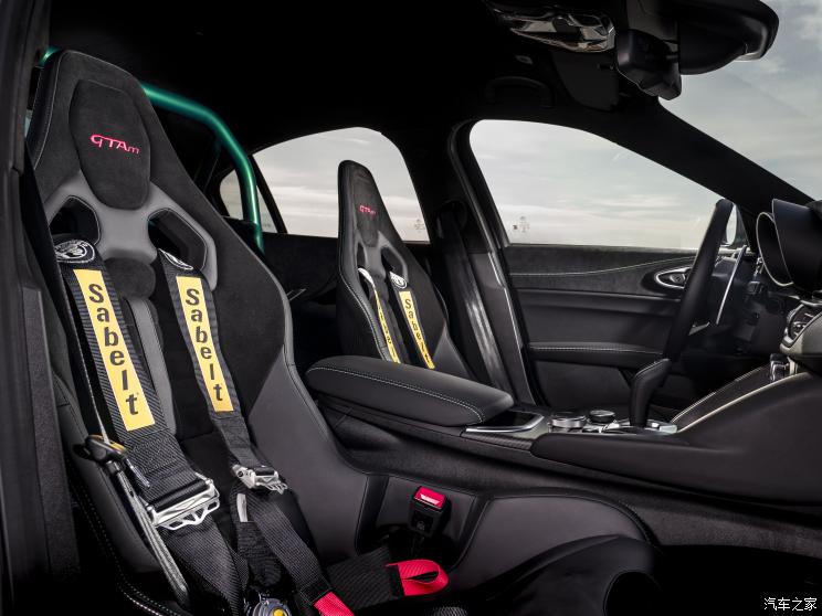 阿尔法・罗密欧 Giulia 2020款 GTAm 阿尔法・罗密欧 Giulia 2020款 GTAm