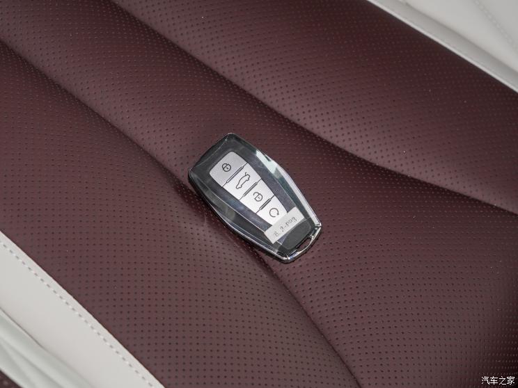 吉利汽车 星越L 2021款 2.0TD 高功自动四驱尊贵型 吉利汽车 星越L 2021款 2.0TD 高功自动四驱尊贵型