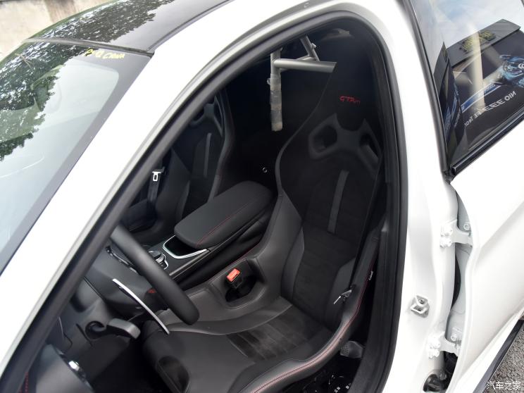 阿尔法・罗密欧 Giulia 2021款 GTAm 试装车 阿尔法・罗密欧 Giulia 2021款 GTAm 试装车