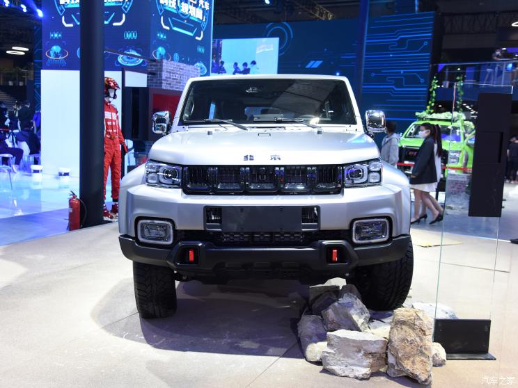 北京越野 北京BJ40 2021款 2.0T 自动环塔冠军版 北京越野 北京BJ40 2021款 2.0T 自动环塔冠军版