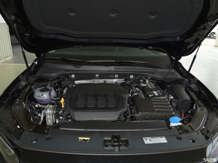 上汽大众 帕萨特 2022款 330TSI 星空豪华版