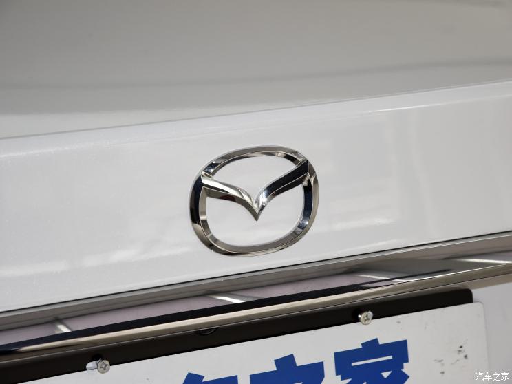 一汽马自达 阿特兹 2021款 2.5L 蓝天尊崇版 一汽马自达 阿特兹 2021款 2.5L 蓝天尊崇版