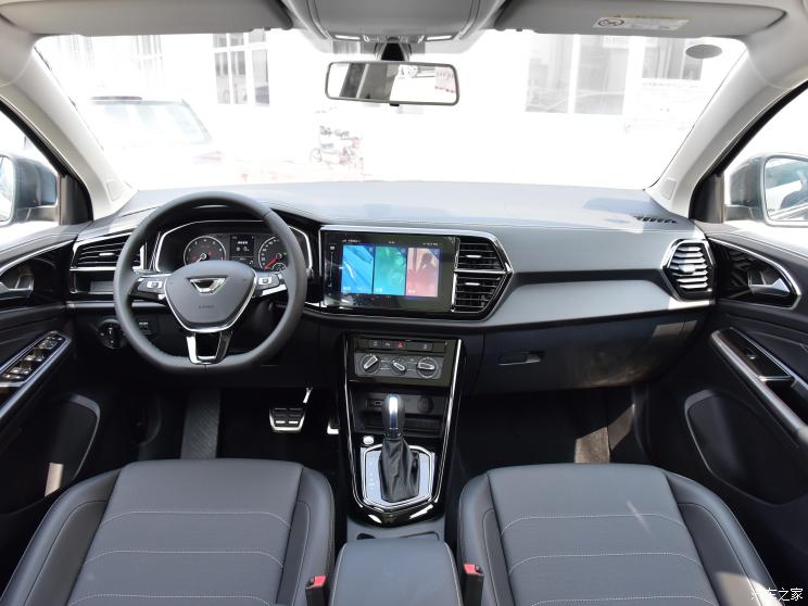 一汽-大众捷达 捷达VS7 2021款 黑锋版 1.4T 自动悦享版 一汽-大众捷达 捷达VS7 2021款 黑锋版 1.4T 自动悦享版