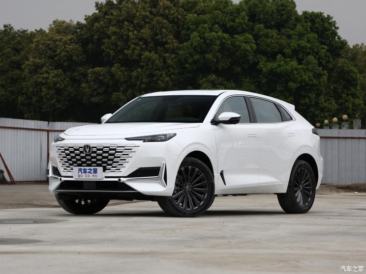 长安汽车 长安UNI-K 2021款 2.0T 卓越型 长安汽车 长安UNI-K 2021款 2.0T 卓越型