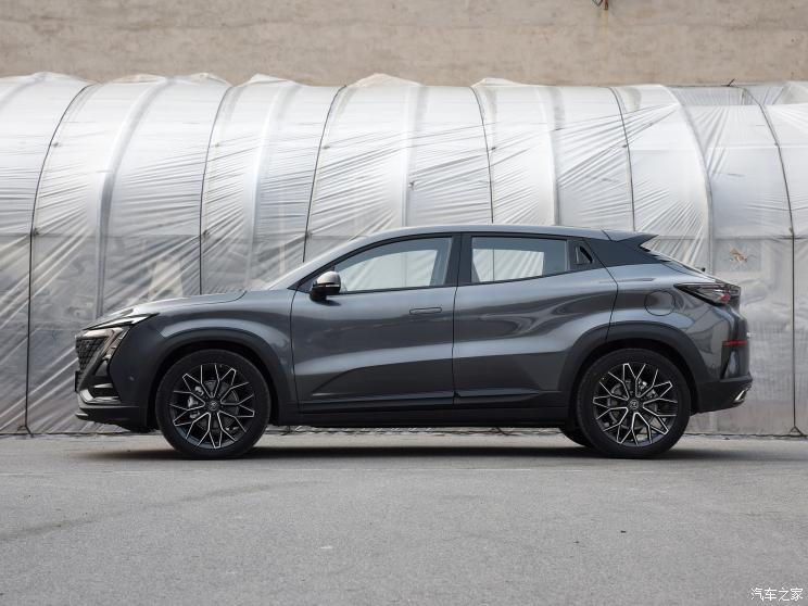 长安汽车 长安UNI-T 2022款 基本型 长安汽车 长安UNI-T 2022款 基本型