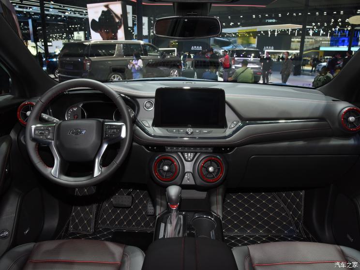 上汽通用雪佛兰 开拓者 2021款 轻混 650T RS Twin-Clutch四驱7座 擎版 上汽通用雪佛兰 开拓者 2021款 轻混 650T RS Twin-Clutch四驱7座 擎版