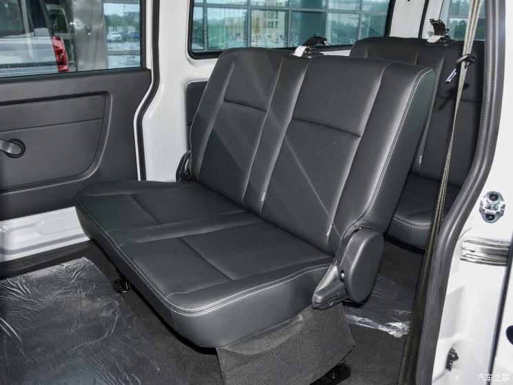 华晨鑫源 金海狮 2021款 1.5L 客车旅行狮 6座