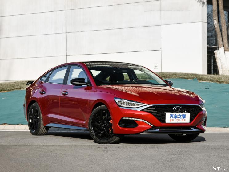 北京现代 菲斯塔 2021款 280TGDi Luxury Sport劲享版 北京现代 菲斯塔 2021款 280TGDi Luxury Sport劲享版