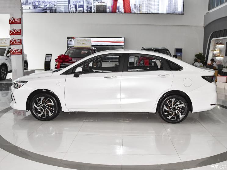 北京汽车 北京U5 PLUS 2021款 1.5L CVT豪华版 北京汽车 北京U5 PLUS 2021款 1.5L CVT豪华版