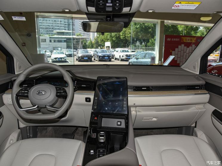 北京现代 库斯途 2021款 270TGDi 尊贵版 LUX 北京现代 库斯途 2021款 270TGDi 尊贵版 LUX