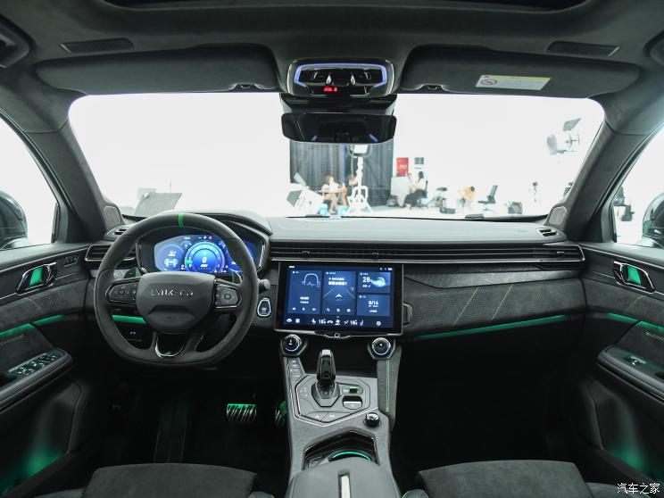 领克 领克05 2021款 2.0TD 05+ 基本型 领克 领克05 2021款 2.0TD 05+ 基本型