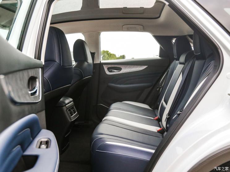 东风日产 启辰大V 2021款 260T 天王版 东风日产 启辰大V 2021款 260T 天王版