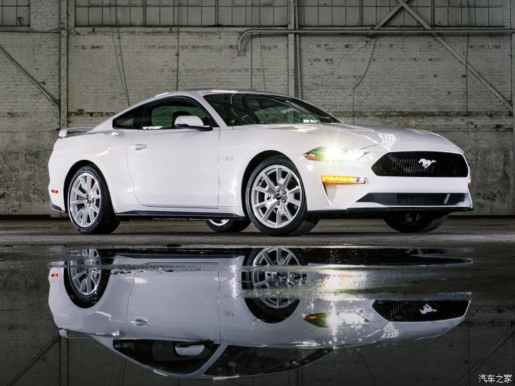 福特(进口) Mustang 2022款 GT Ice White Edition 美国版