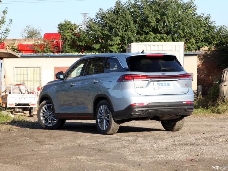 长安汽车 长安欧尚X7 PLUS 2022款 1.5T 蓝鲸版自动Geeker旗舰型