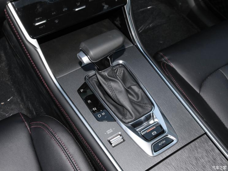 长安汽车 长安CS75 2022款 蓝鲸版 1.5T DCT豪华型