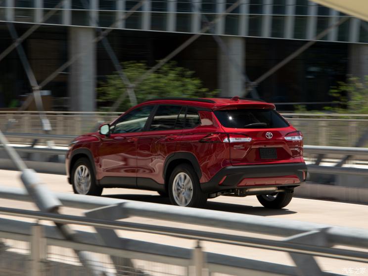 丰田(进口) 卡罗拉Cross(进口) 2022款 LE AWD 美国版