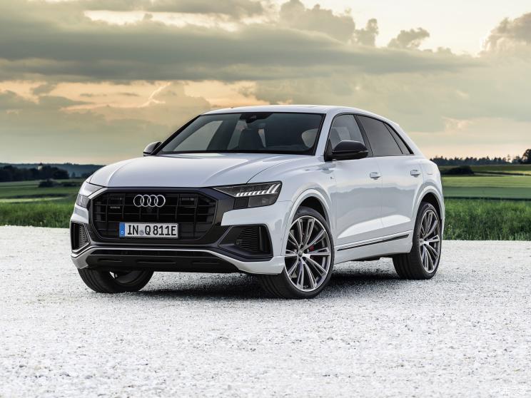 奥迪(进口) 奥迪Q8新能源 2020款 60 TFSI e quattro S line 欧洲版 奥迪(进口) 奥迪Q8新能源 2020款 60 TFSI e quattro S line 欧洲版