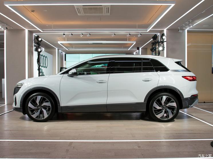 上汽奥迪 奥迪Q5 e-tron 2021款 50 e-tron quattro 上汽奥迪 奥迪Q5 e-tron 2021款 50 e-tron quattro