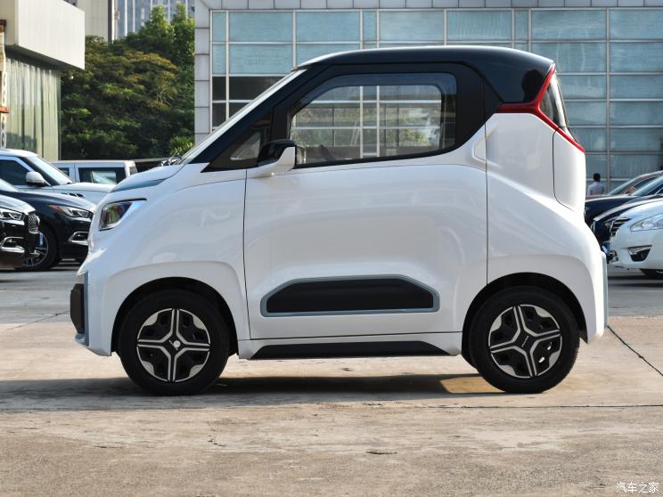 上汽通用五菱 五菱NanoEV 2021款 玩乐款