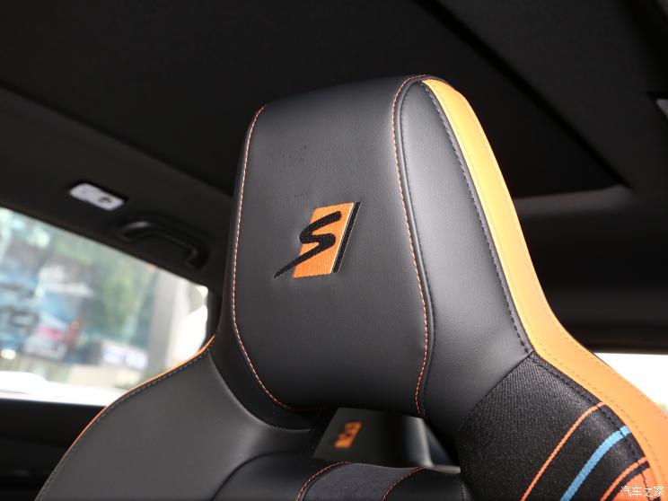 长安汽车 长安欧尚X5 2022款 运动版 1.5T DCT旋风冲锋版