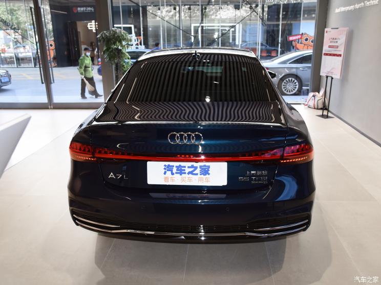 上汽奥迪 奥迪A7L 2022款 55 TFSI quattro S-line 境远型流晶套装