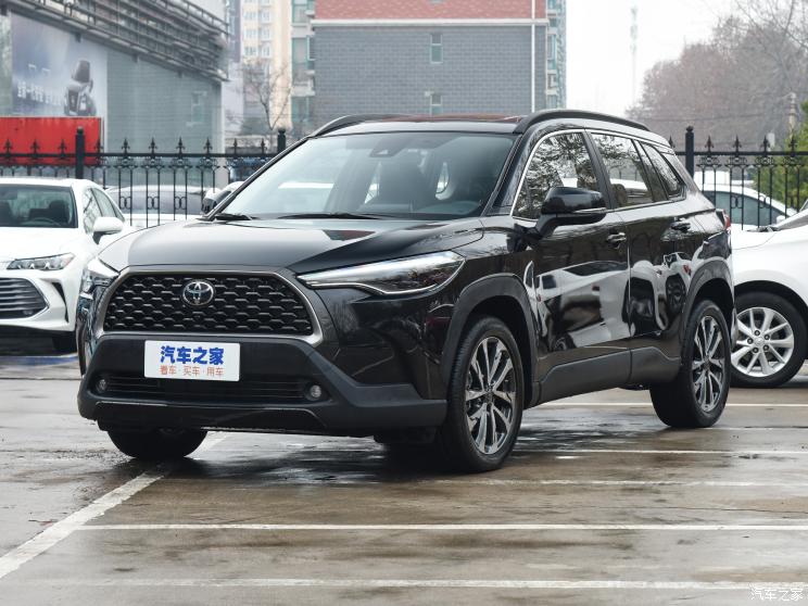 一汽丰田 卡罗拉锐放 2022款 2.0L 豪华版 一汽丰田 卡罗拉锐放 2022款 2.0L 豪华版