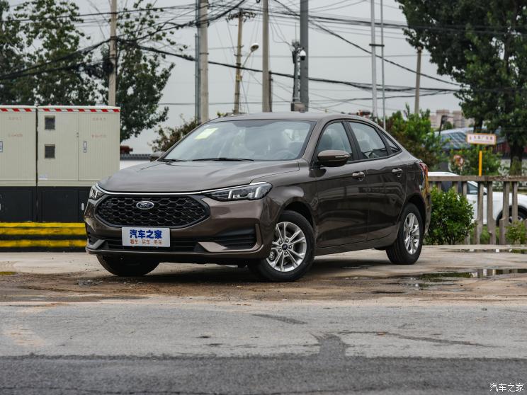 长安福特 福睿斯 2021款 1.5L 自动黄金版 长安福特 福睿斯 2021款 1.5L 自动黄金版