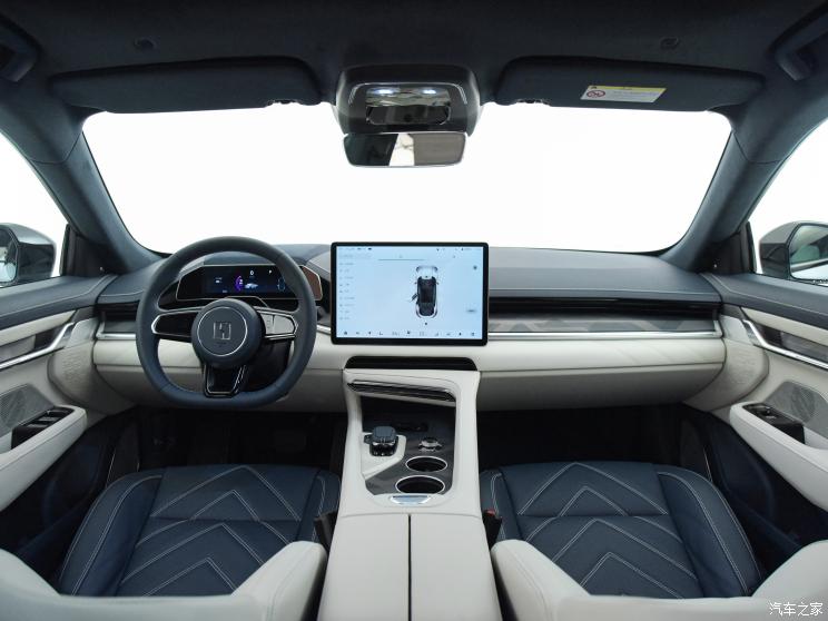 极氪 ZEEKR 001 2021款 超长续航双电机 YOU版 极氪 ZEEKR 001 2021款 超长续航双电机 YOU版