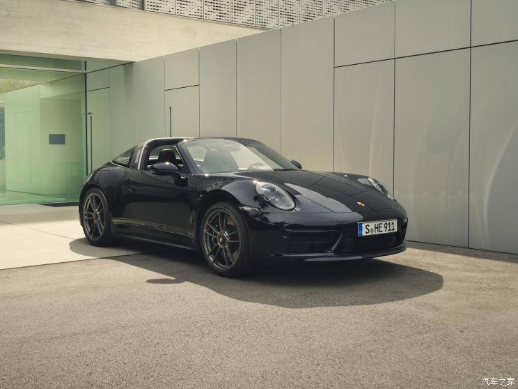 保时捷 保时捷911 2022款 Targa 4 GTS Edition 50 Years Porsche Design