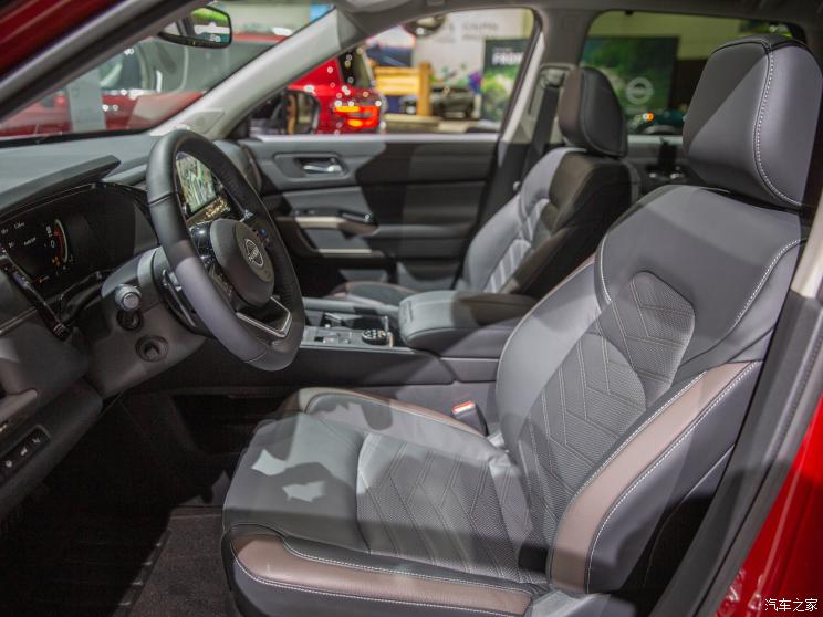 日产(进口) Pathfinder 2021款 3.5L Platinum 4WD 美国版 日产(进口) Pathfinder 2021款 3.5L Platinum 4WD 美国版