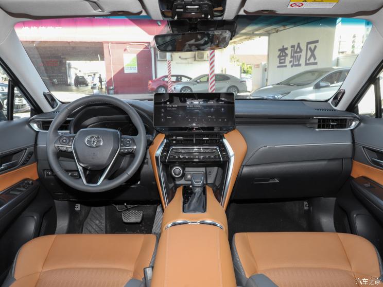 广汽丰田 威飒 2022款 2.0L CVT四驱至尊版
