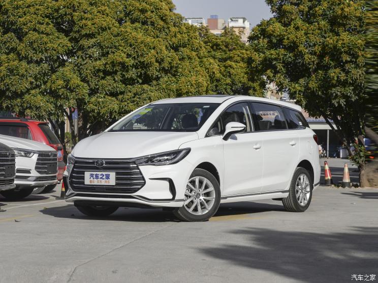 比亚迪 宋MAX 2021款 升级版 1.5T 手动豪华型 7座 比亚迪 宋MAX 2021款 升级版 1.5T 手动豪华型 7座