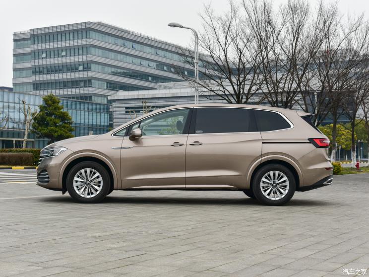 上汽大众 威然 2022款 380TSI 旗舰版 上汽大众 威然 2022款 380TSI 旗舰版