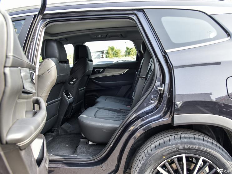 奇瑞汽车 瑞虎8 PLUS鲲鹏e+ 2022款 PHEV 1.5T风范e+