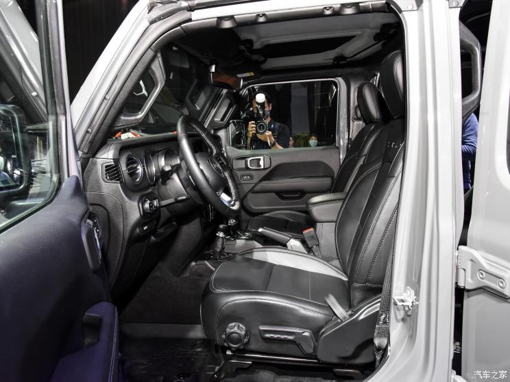 Jeep(进口) 角斗士 2022款 先行版 Jeep(进口) 角斗士 2022款 先行版