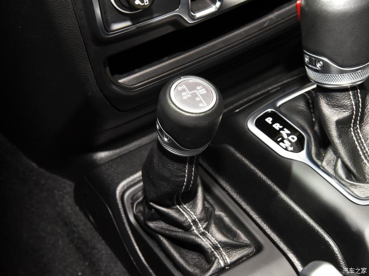 Jeep(进口) 角斗士 2022款 先行版 Jeep(进口) 角斗士 2022款 先行版