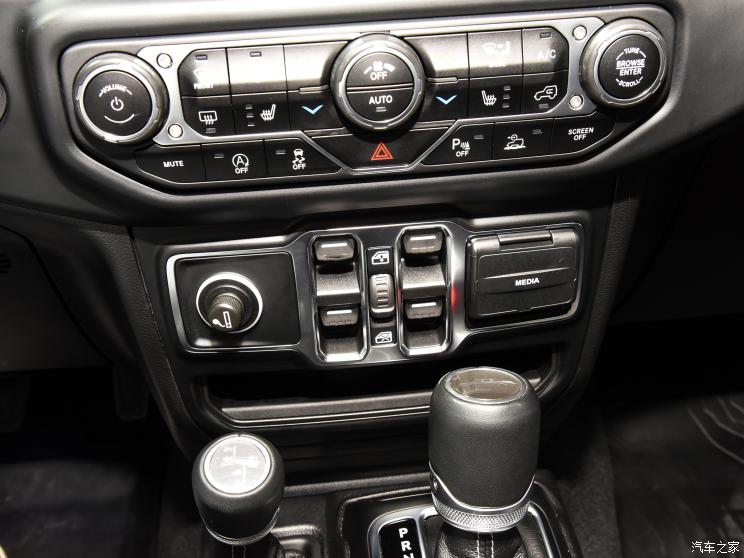 Jeep(进口) 角斗士 2022款 先行版 Jeep(进口) 角斗士 2022款 先行版